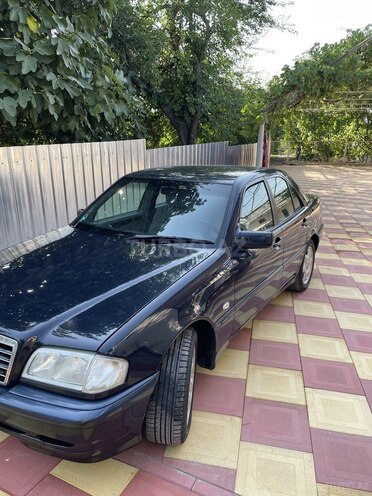 Mercedes C 200 1998, 365,000 km - 2.0 l - Naftalan