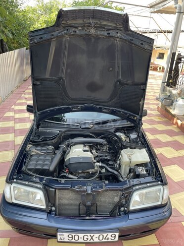 Mercedes C 200 1998, 365,000 km - 2.0 l - Naftalan