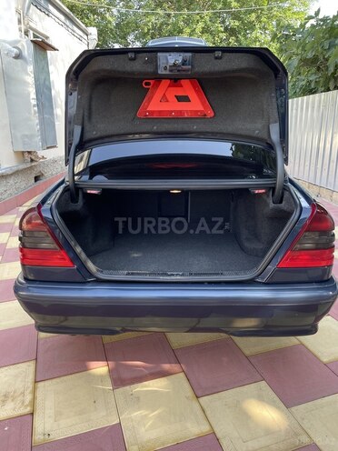 Mercedes C 200 1998, 365,000 km - 2.0 l - Naftalan