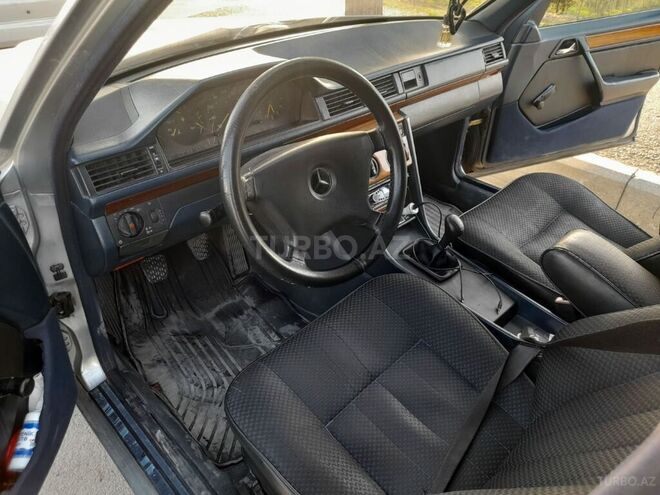 Mercedes E 200 1992, 857,523 km - 2.0 l - Gəncə