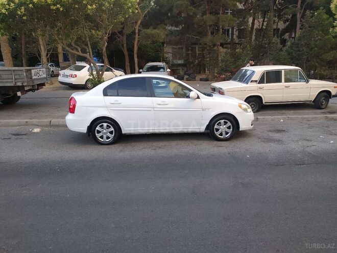 Hyundai Accent 2007, 256,000 km - 1.4 л - Bakı