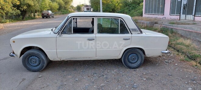 LADA (VAZ) 21011 1984, 581,000 km - 1.6 l - Beyləqan