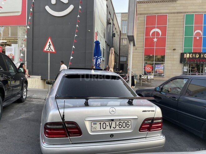 Mercedes E 240 1998, 520,000 km - 2.4 l - Sumqayıt