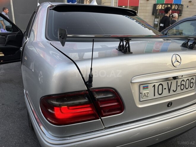Mercedes E 240 1998, 520,000 km - 2.4 l - Sumqayıt