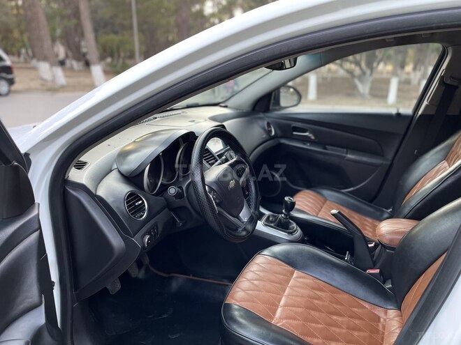 Chevrolet Cruze 2011, 268,000 km - 1.8 l - Sumqayıt