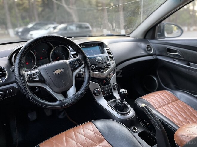 Chevrolet Cruze 2011, 268,000 km - 1.8 l - Sumqayıt