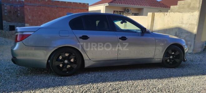 BMW 530 2006, 100,000 km - 3.0 l - Gəncə