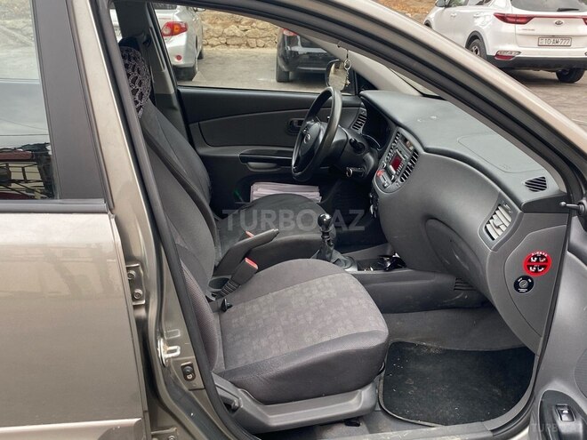 Kia Rio 2009, 270,000 km - 1.5 л - Bakı