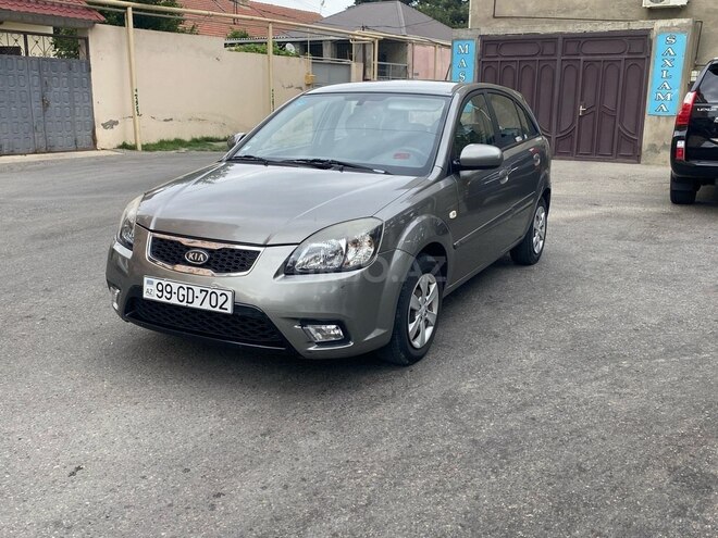 Kia Rio 2009, 270,000 km - 1.5 л - Bakı