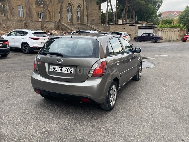Kia Rio 2009, 270,000 km - 1.5 л - Bakı