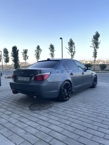 BMW 525 2006, 258,000 km - 2.5 l - Bakı