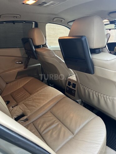 BMW 525 2006, 258,000 km - 2.5 l - Bakı