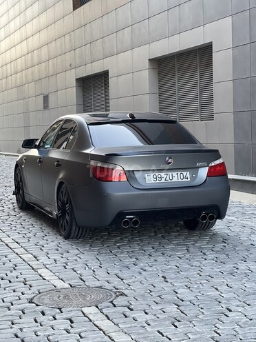 BMW 525 2006, 258,000 km - 2.5 l - Bakı