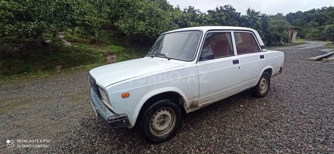 LADA (VAZ) 2107 2003, 54,000 km - 1.6 l - Astara