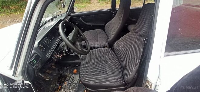 LADA (VAZ) 2107 2003, 54,000 km - 1.6 l - Astara