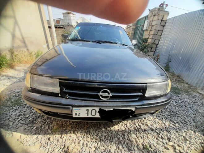 Opel Astra 1994, 396,000 km - 1.8 л - Bakı