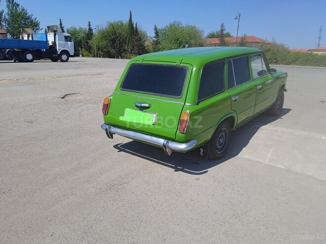 LADA (VAZ) 2102 1974, 250,000 km - 1.2 l - Salyan