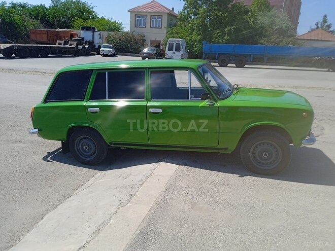 LADA (VAZ) 2102 1974, 250,000 km - 1.2 l - Salyan