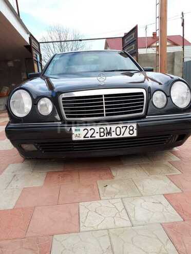 Mercedes E 280 1996, 200,000 km - 2.8 l - Masallı