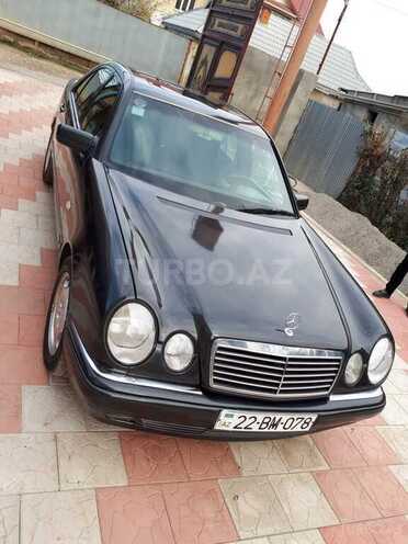 Mercedes E 280 1996, 200,000 km - 2.8 l - Masallı
