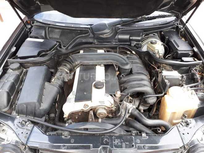 Mercedes E 280 1996, 200,000 km - 2.8 l - Masallı