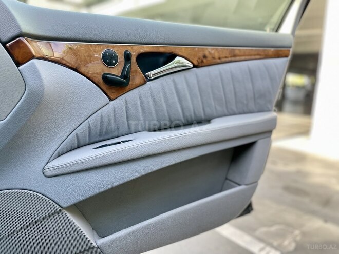 Mercedes E 320 2002, 316,000 km - 3.2 л - Bakı