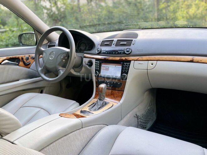 Mercedes E 320 2002, 316,000 km - 3.2 л - Bakı