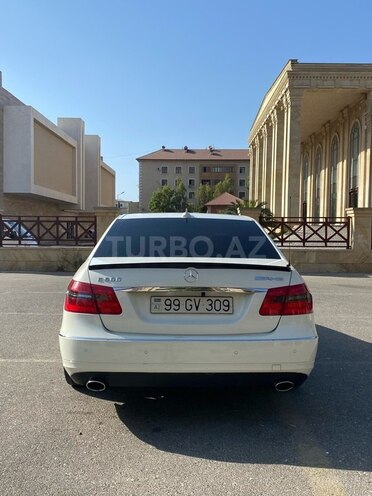 Mercedes E 200 2011, 228,660 km - 1.8 l - Bakı