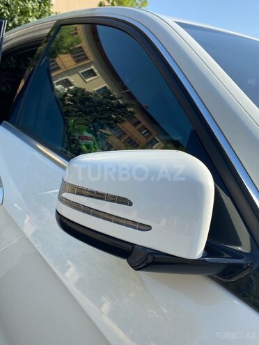 Mercedes E 200 2011, 228,660 km - 1.8 l - Bakı