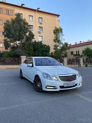 Mercedes E 200 2011, 228,660 km - 1.8 l - Bakı