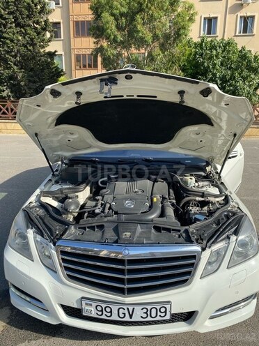 Mercedes E 200 2011, 228,660 km - 1.8 l - Bakı