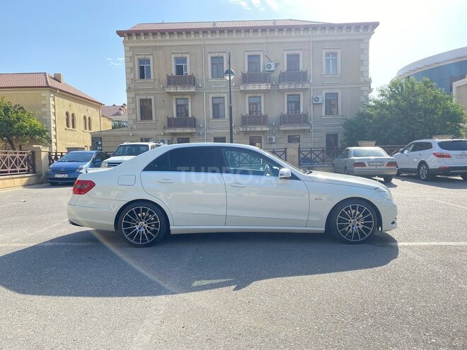 Mercedes E 200 2011, 228,660 km - 1.8 l - Bakı