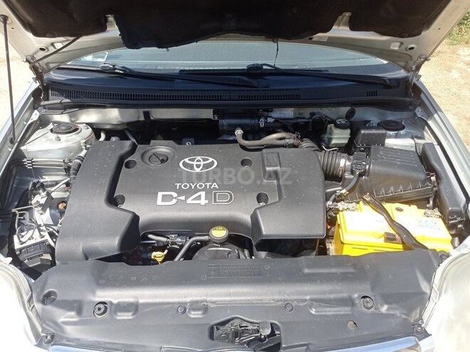 Toyota Corolla 2005, 315,000 km - 2.0 l - Bakı