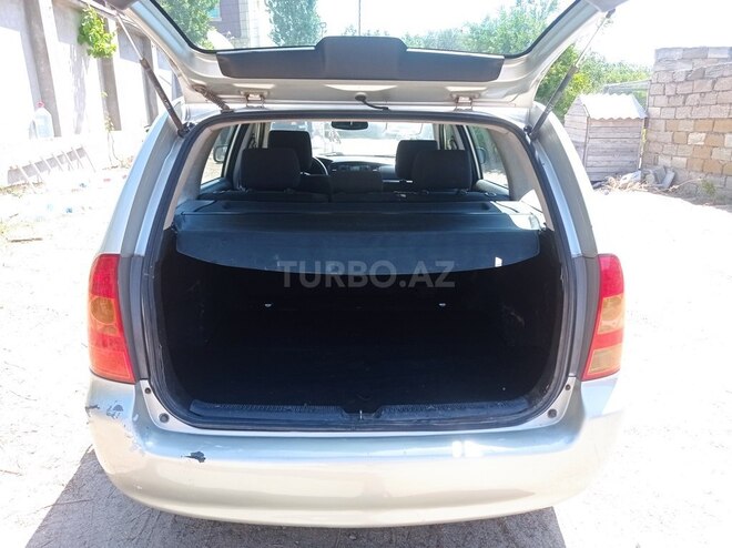 Toyota Corolla 2005, 315,000 km - 2.0 l - Bakı