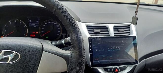 Hyundai Accent 2014, 174,000 km - 1.6 l - Quba