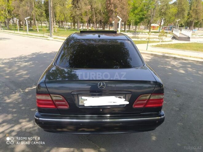 Mercedes E 240 2000, 237,000 km - 2.4 l - Xaçmaz