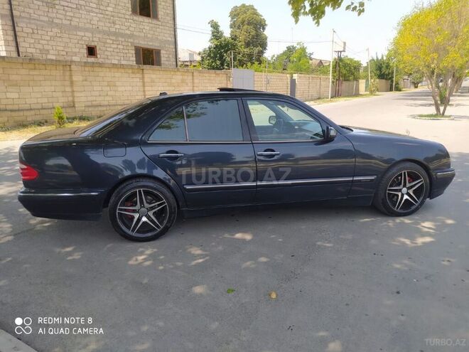 Mercedes E 240 2000, 237,000 km - 2.4 l - Xaçmaz
