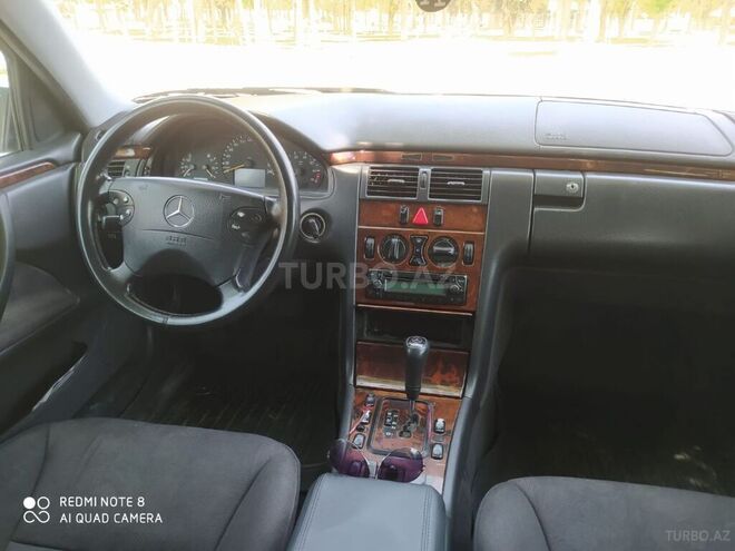 Mercedes E 240 2000, 237,000 km - 2.4 l - Xaçmaz