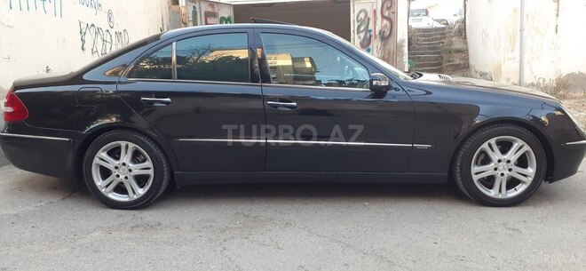 Mercedes E 270 2004, 409,328 km - 2.7 l - Bakı