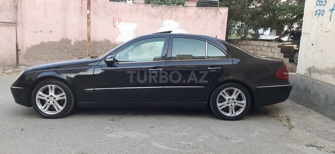 Mercedes E 270 2004, 409,328 km - 2.7 l - Bakı