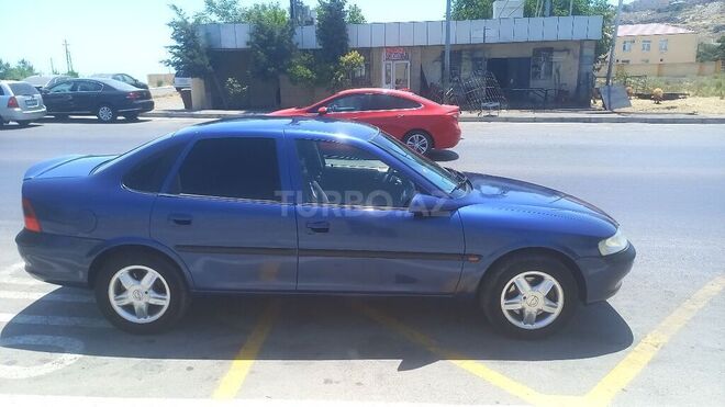 Opel Vectra 1996, 300,000 km - 2.0 l - Bakı