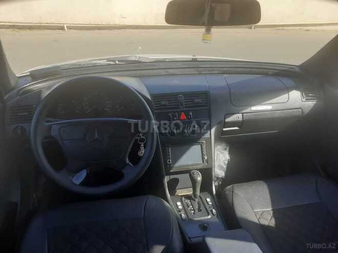 Mercedes C 220 2000, 300,000 km - 2.2 l - Bakı