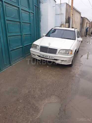 Mercedes C 220 2000, 300,000 km - 2.2 l - Bakı