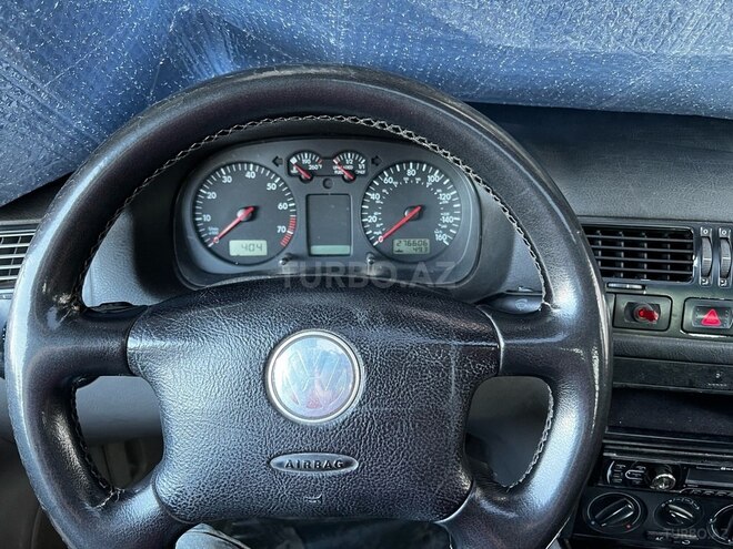 Volkswagen Jetta 2000, 276,606 km - 2.0 л - Bakı