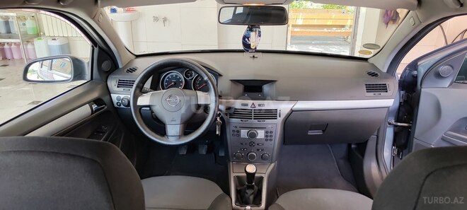 Opel Astra 2005, 290,000 km - 1.4 l - Gəncə