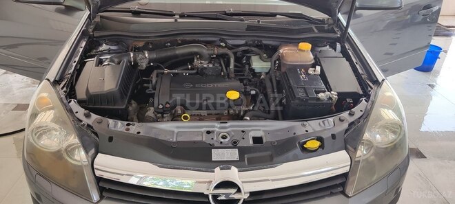 Opel Astra 2005, 290,000 km - 1.4 l - Gəncə