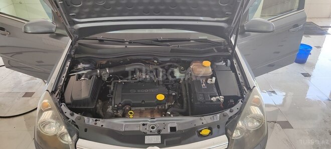 Opel Astra 2005, 290,000 km - 1.4 l - Gəncə