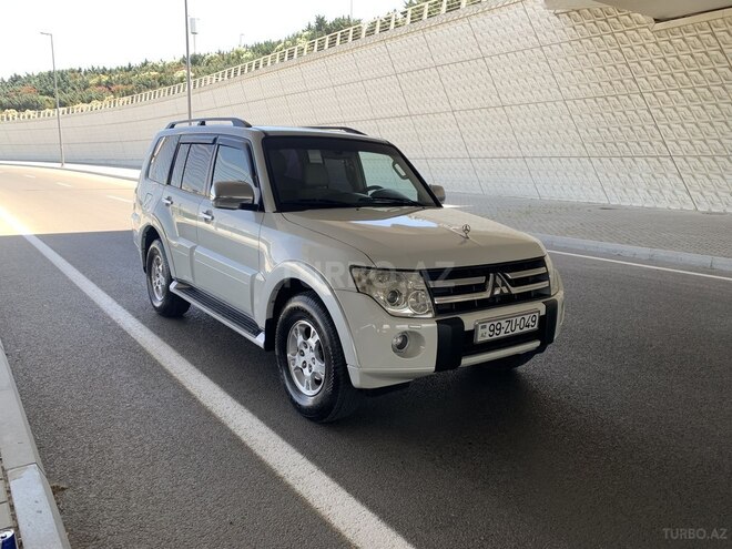 Mitsubishi Pajero 2007, 224,000 km - 3.0 l - Bakı