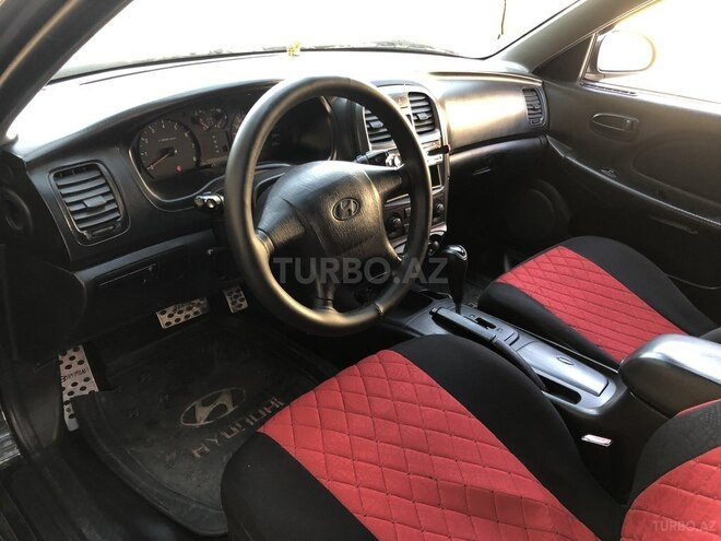 Hyundai Sonata 2003, 250,639 km - 2.0 l - Quba