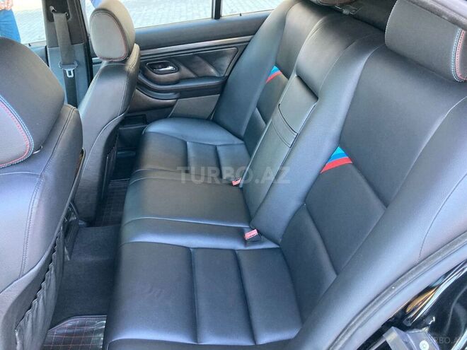 BMW 525 2001, 275,000 km - 2.5 л - Bakı